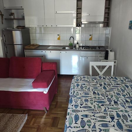 Apartman Vesna 2 Persons Njivice Exterior foto